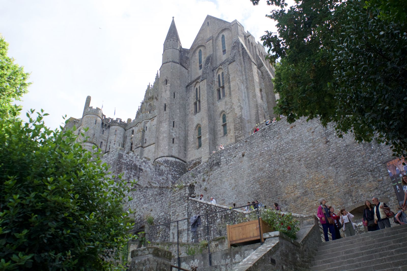 mont-saint-michel-inside-walls