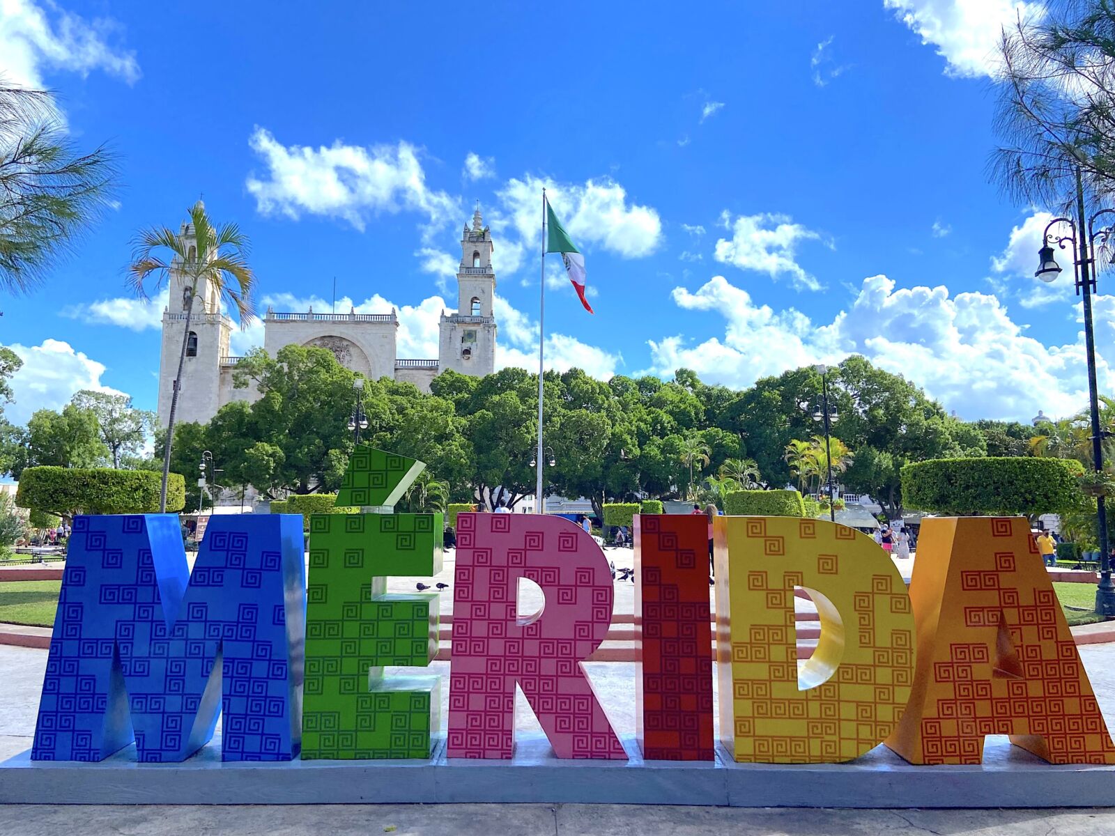 merida-sign-mexico-yucatan